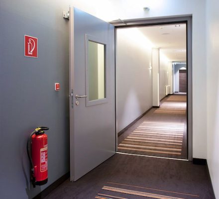 Cửa chống cháy 120 phút ADAMCO